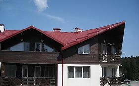 Iglika 2 Top Floor Apartment